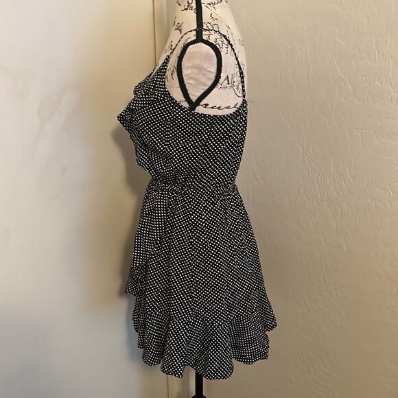 Express Black White Ruffle Polka-A-Dot Dress Summer Spring Feminine Party Event - Picture 2 of 10